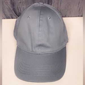 Grey cap unisex